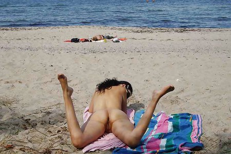 Naakte Meisjes Op Het Strand Porn Pictures