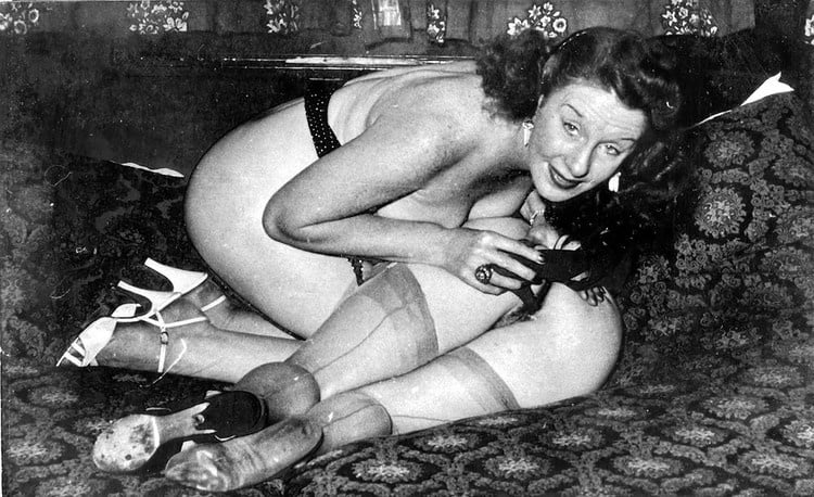 Vintage Videos Tube Handcuffed Lesbian Retro Porn