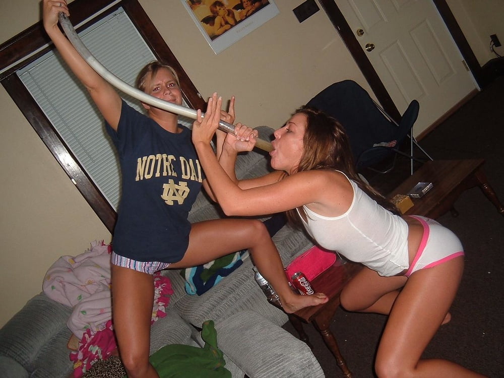 Drunk College Coeds Lesbian