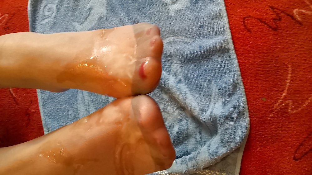 nylon feet porn pictures