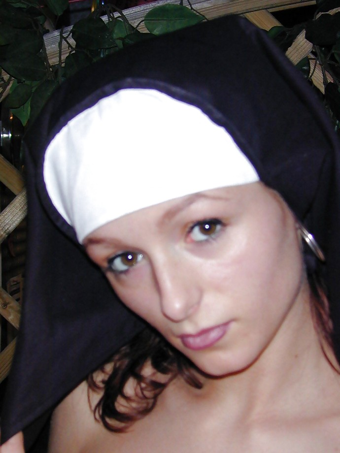 Naughty Nun porn pictures