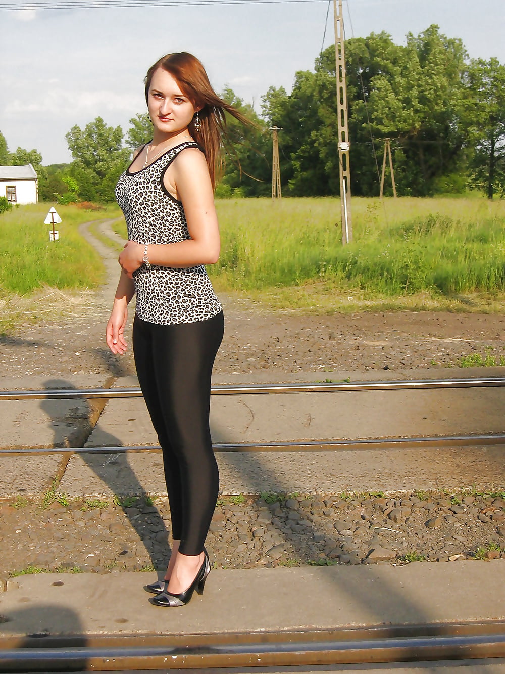 petite salope!!!!! porn pictures