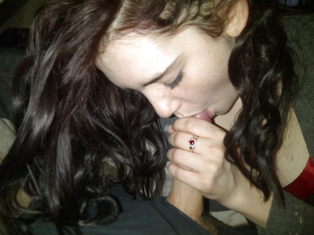 Brunette Babe porn pictures