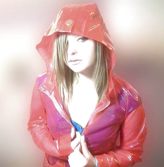 lilSocial Network Tramps & Heart Breakers porn pictures