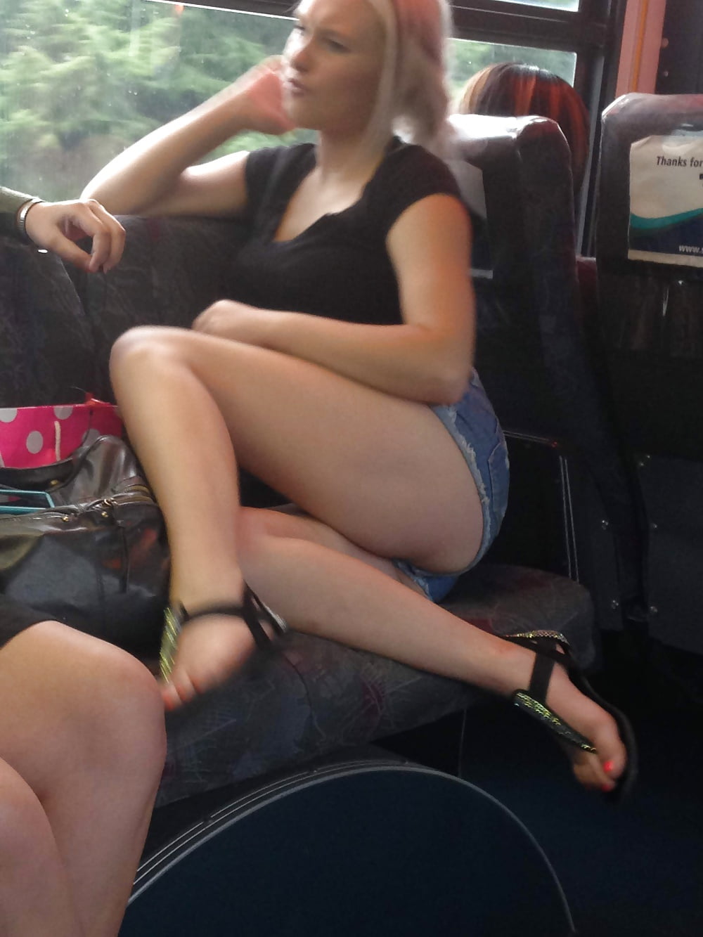 Candid young slut : public transport II porn pictures