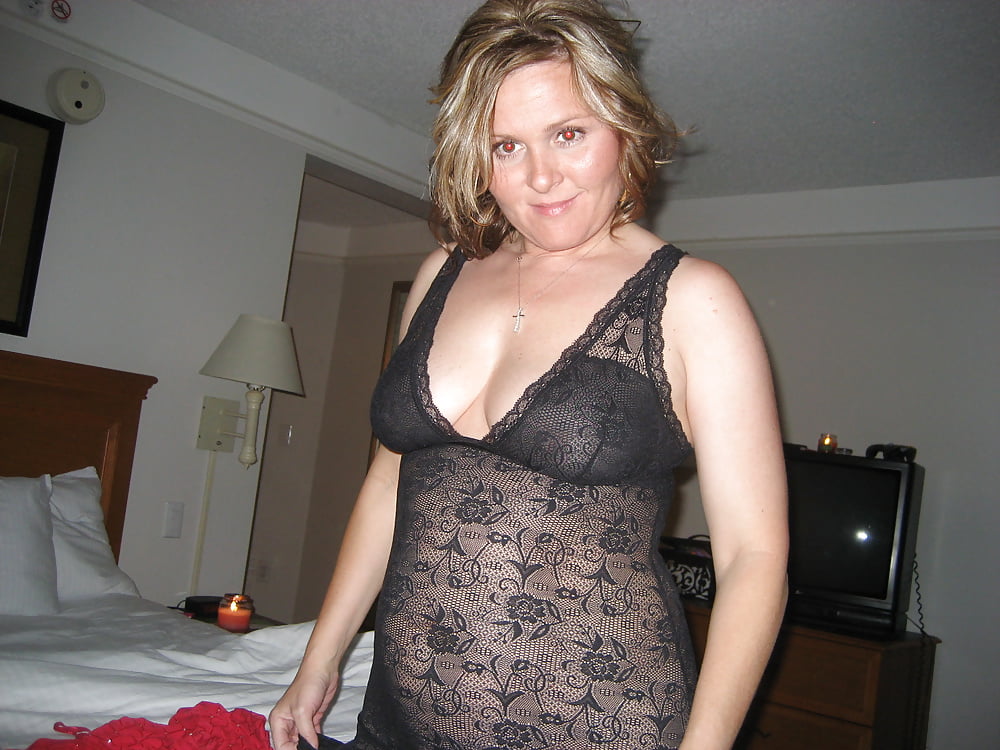 HOT!!!! busty milf stolen pics porn pictures