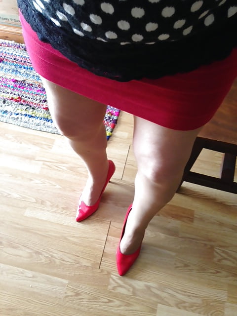 I LOVE RED!!! porn pictures