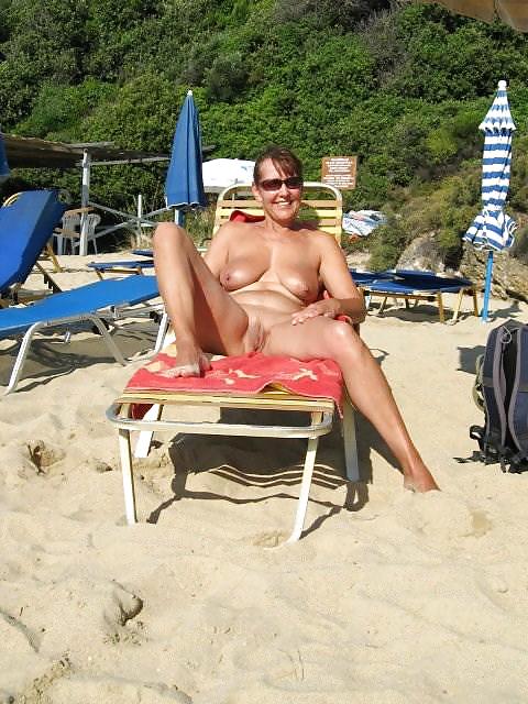 love to jerk my cock on beach porn pictures
