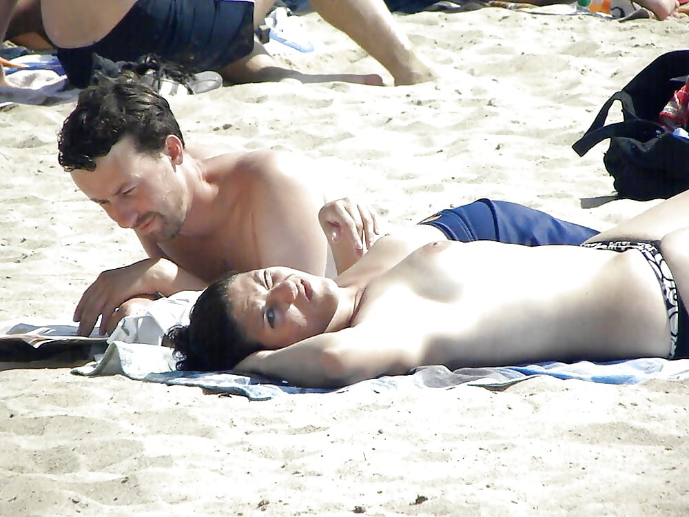 Beach Babes II porn pictures