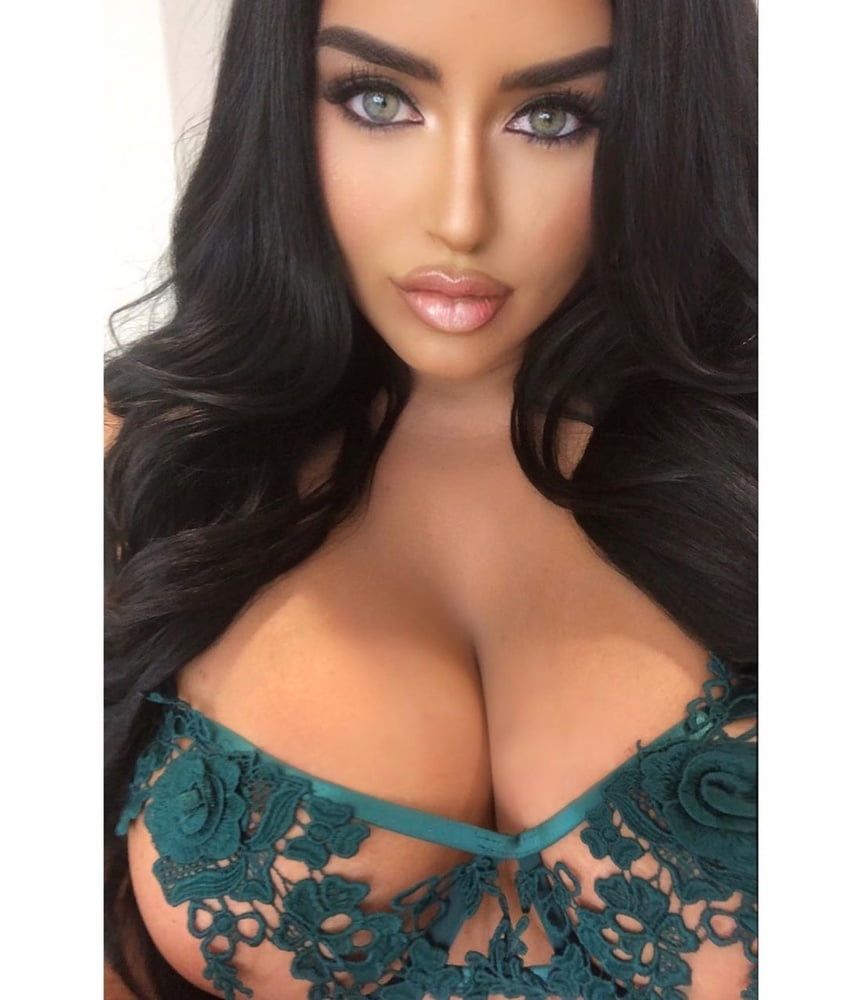 Abigail Ratchford Nude Leaked Videos and Naked Pics! 134