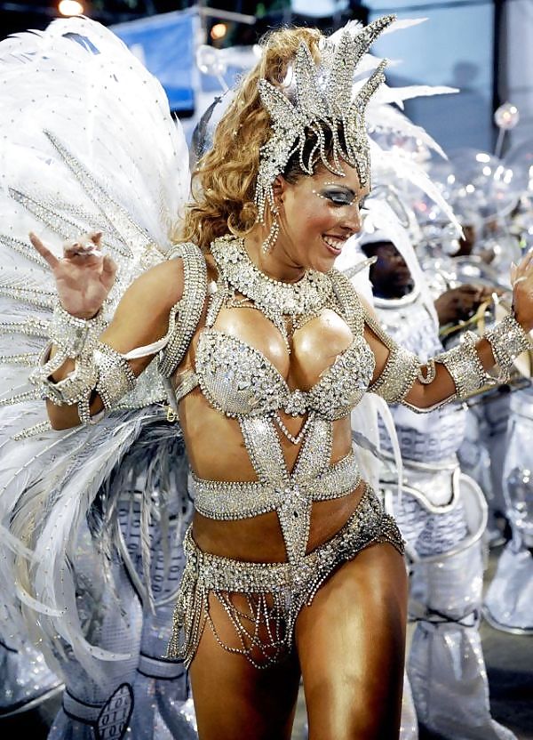 Rio de Janeiro Carnival Girls porn pictures