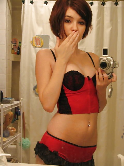 stunning emo girl porn pictures