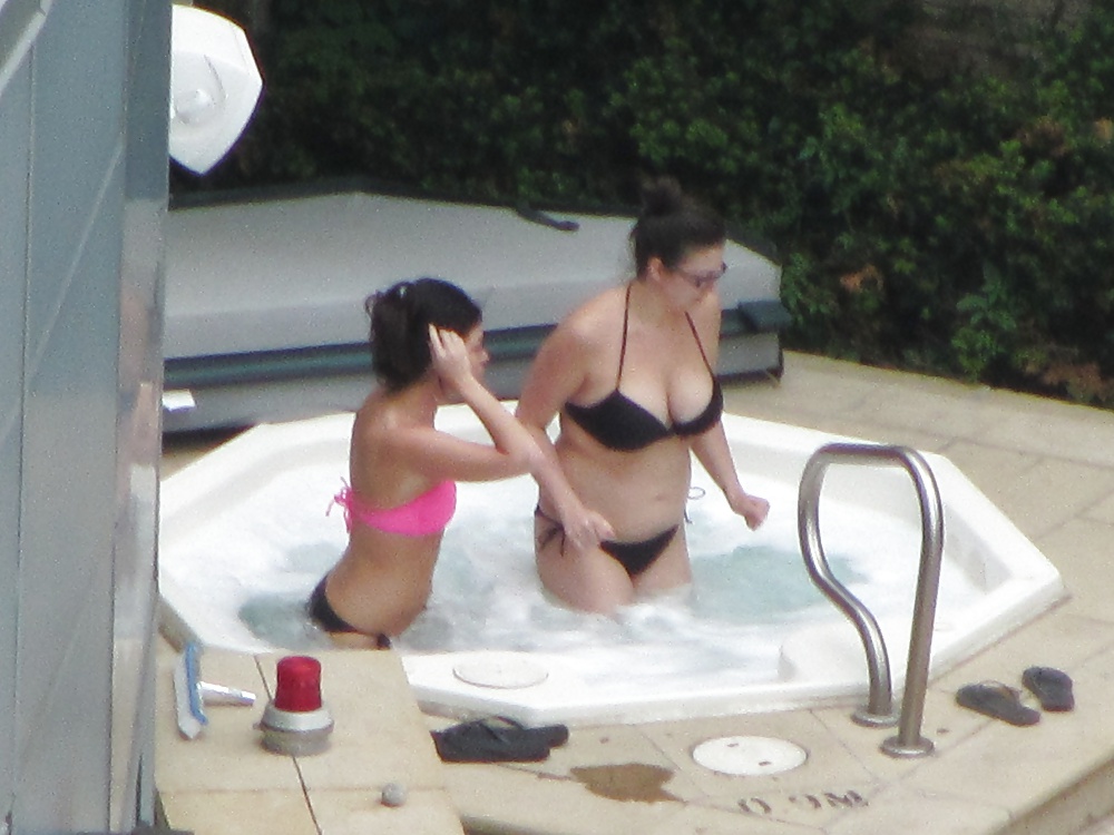 Cuties by the pool - Toronto Ontario Canada porn pictures