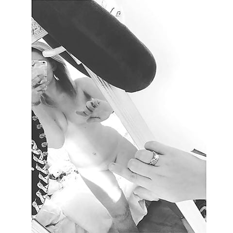 One Finger Sluts Selfie Mix porn pictures