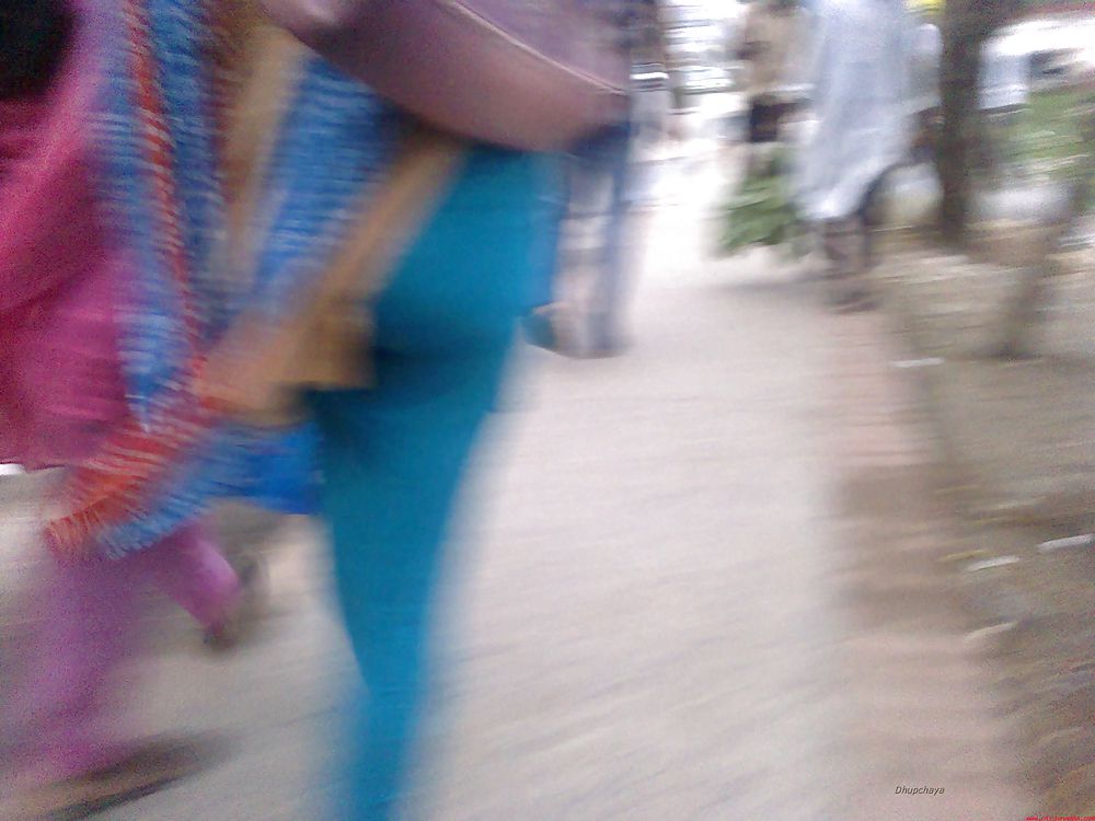 Bangladeshi Girl Walking version porn pictures