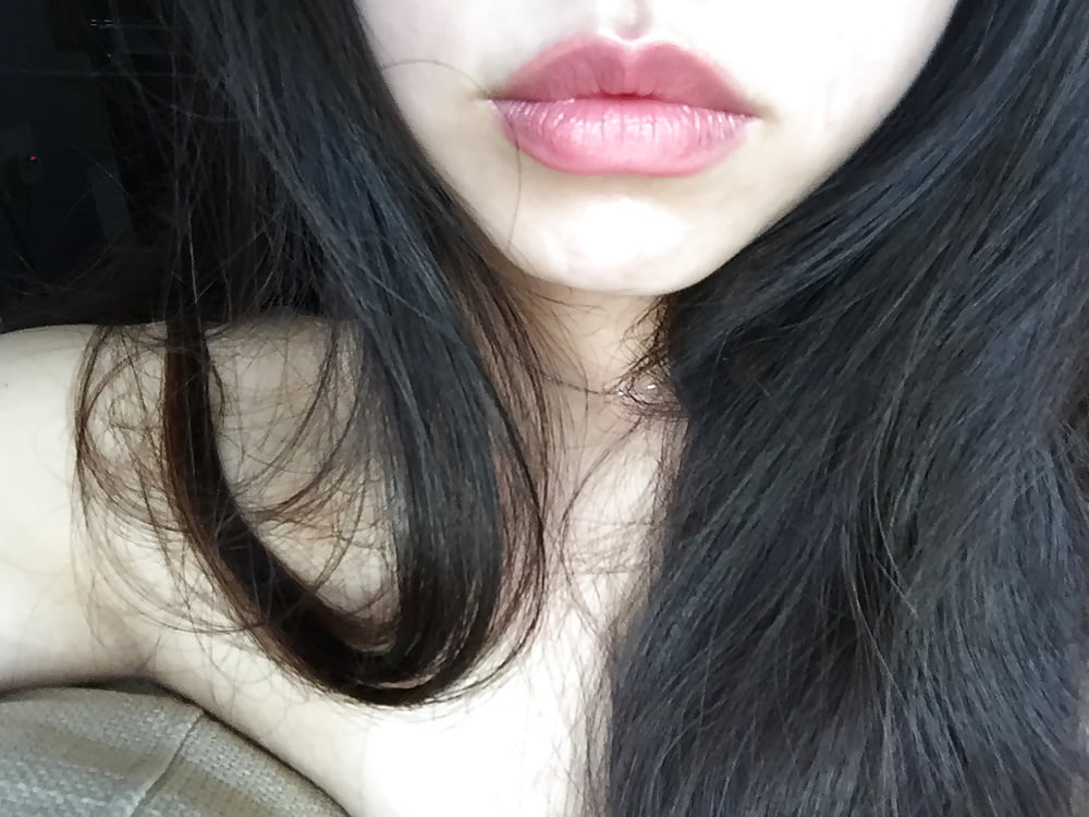 American Unknown Teen Slefie Slut 001 porn pictures