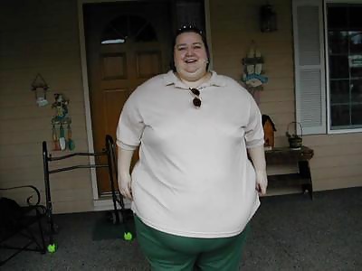 SSBBW clothed & public 4 porn pictures