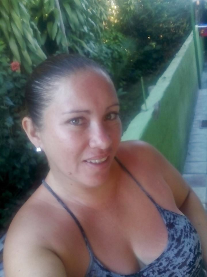 Chubby milf latina porn pictures