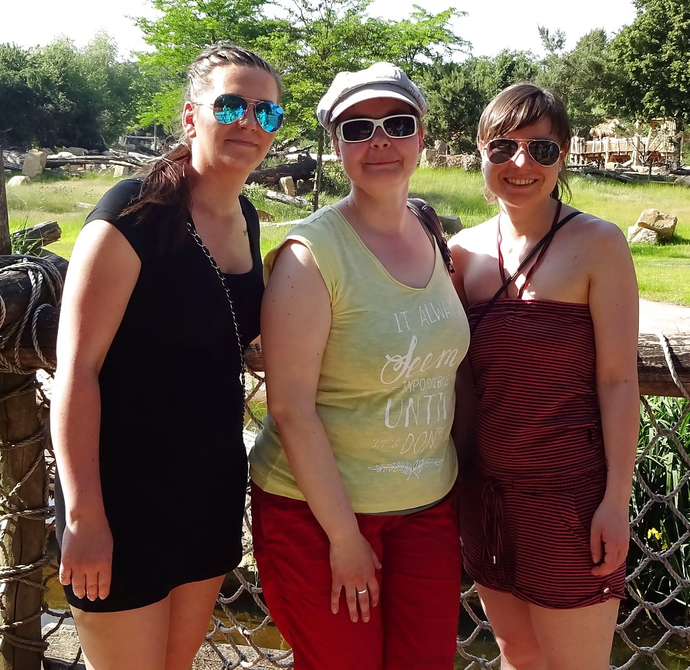 Anja schluckt alles porn pictures