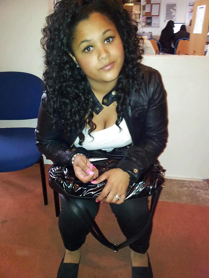 ex suceuse du 95 m1tenant married merveille. porn pictures