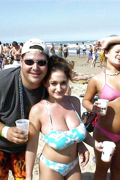 Flashing huge tits at spring break porn pictures