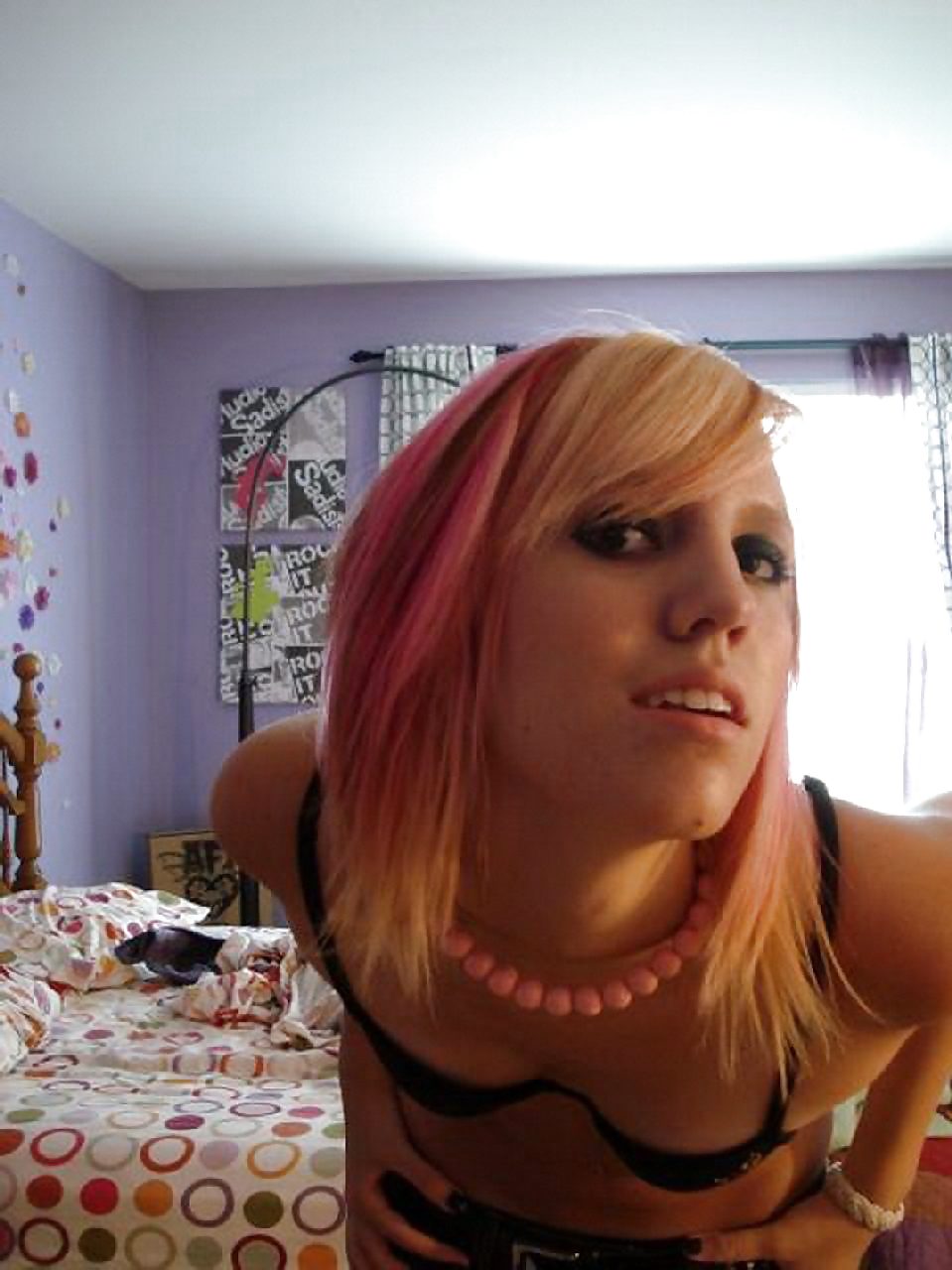 my collection 50 : sexy pink hair emo girl porn pictures