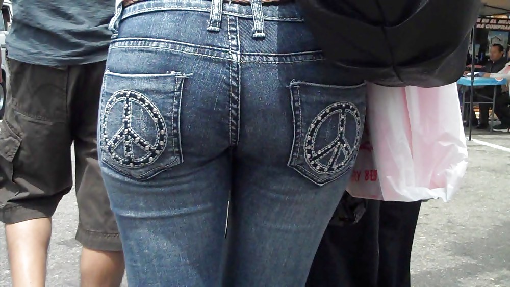 Give me a peace of that butt ass in jeans porn pictures