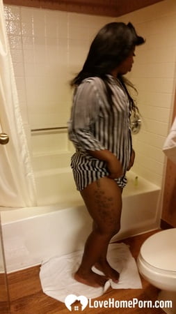 black honey gets recorded as she showers         