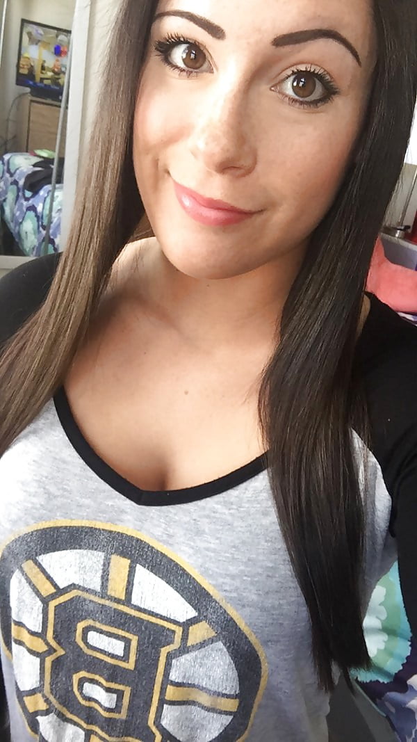 Hot Babes 11 porn pictures