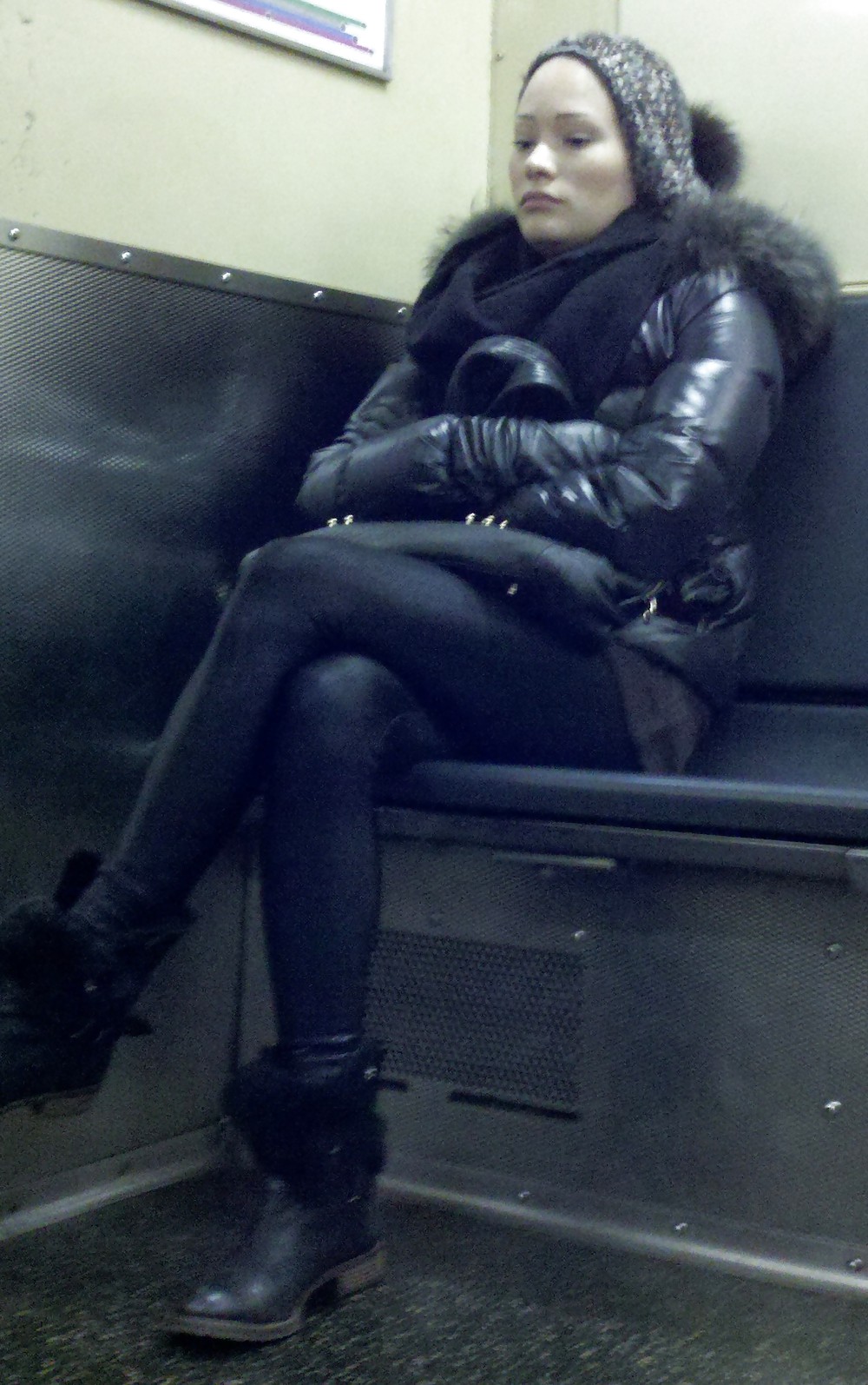 New York Subway Girls 114 porn pictures