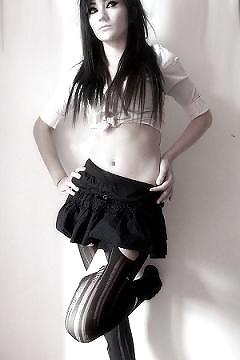 hot uk teen model topless emo goth rock porn pictures