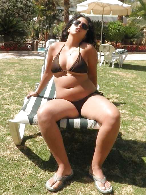 Curvy chick porn pictures
