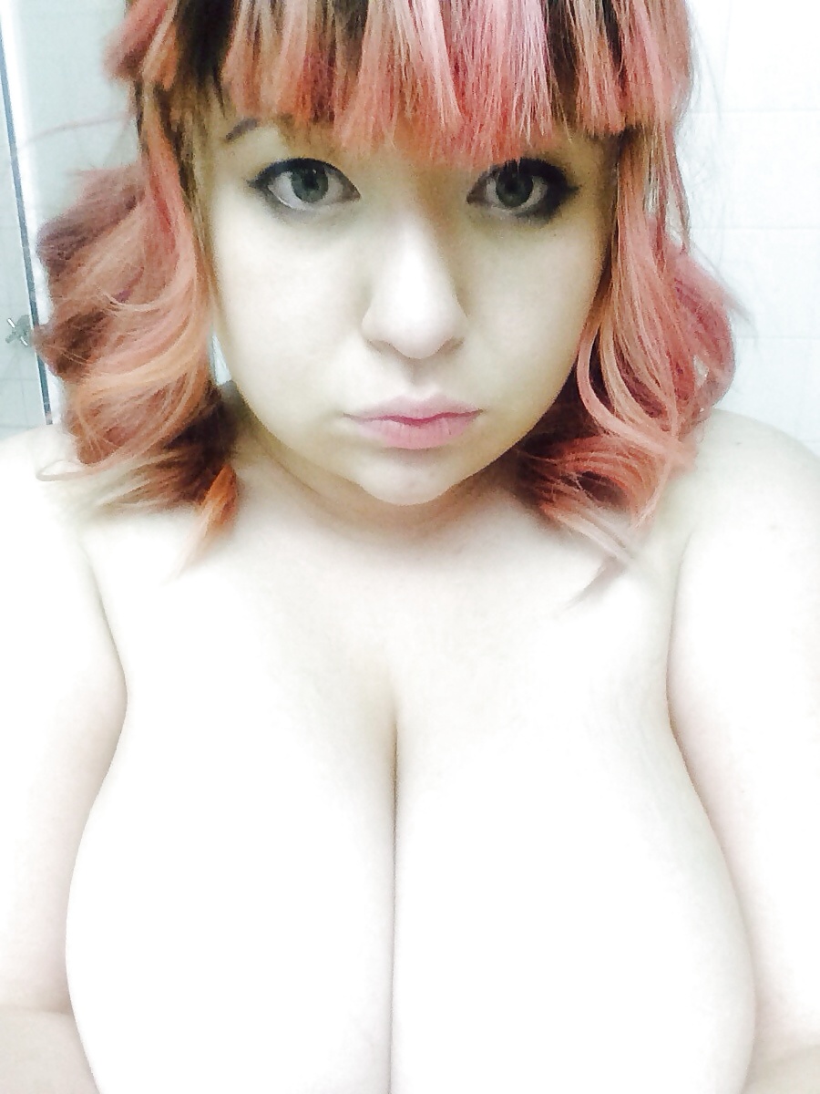 sulking panda faced bbw porn pictures