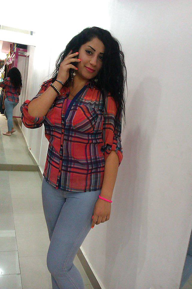 Arab Egyptian Girls porn pictures