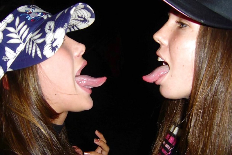 Tongue Seduction porn pictures