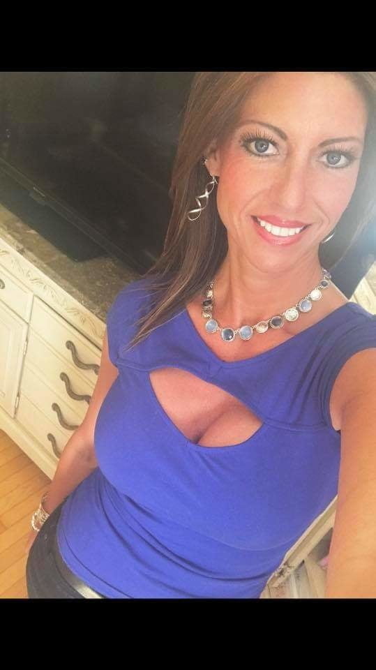 Hot Milfs For Your Comments 10 - 19 Photos 