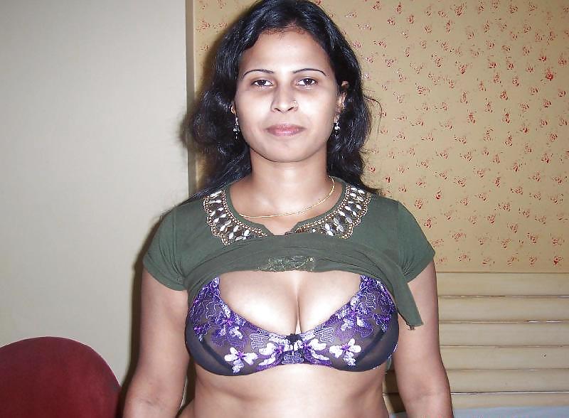 More Desi porn pictures