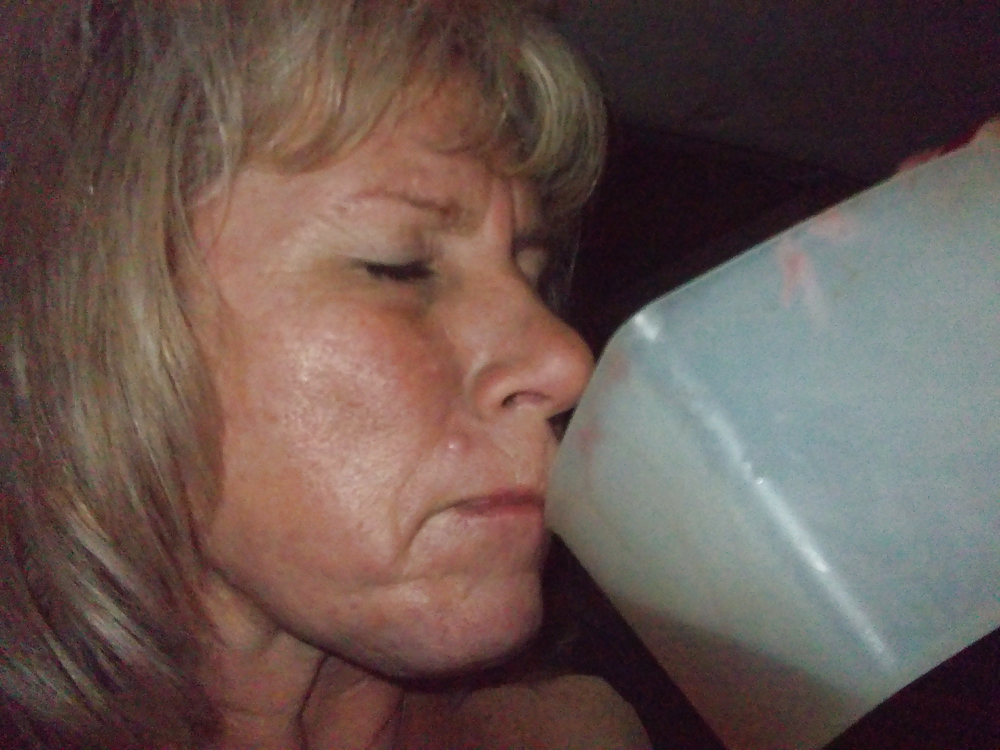 Anda Latvian Whore 53 years 2 porn pictures