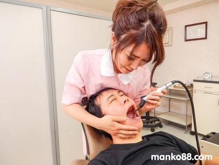 asians go to the dentist at manko           