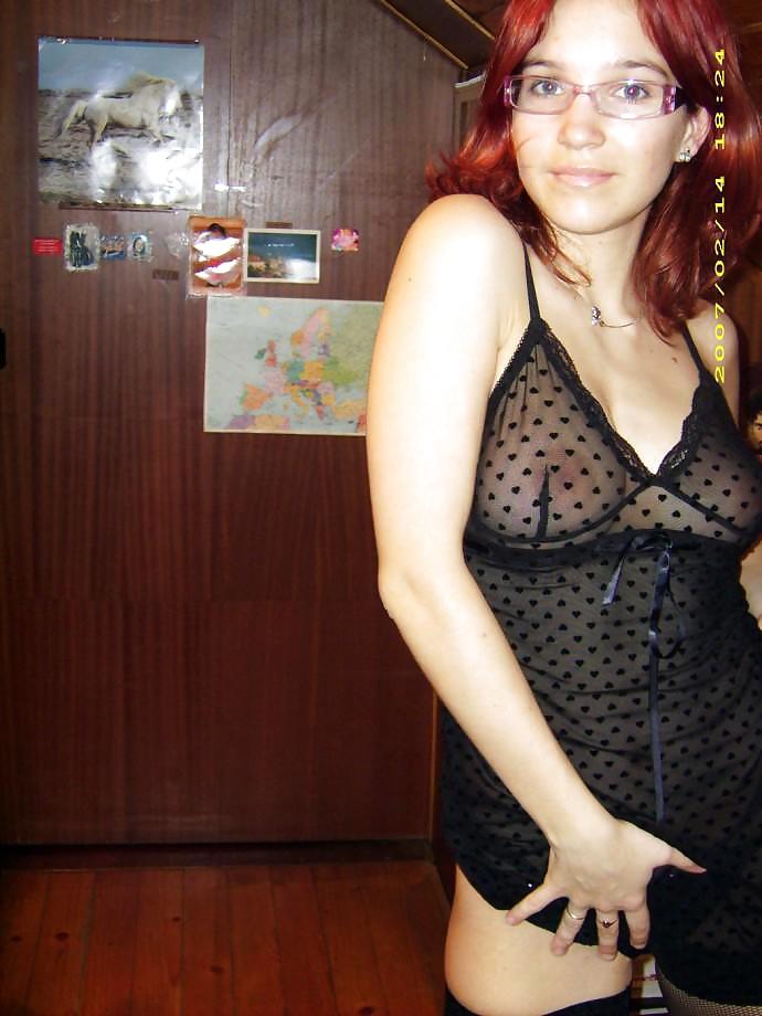 BEAUTIFUL REDHEAD porn pictures