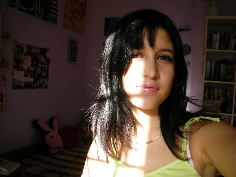 Self shot - Amateur girl #2 porn pictures