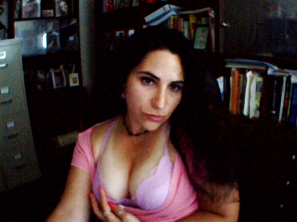 Bra Babes 80 porn pictures