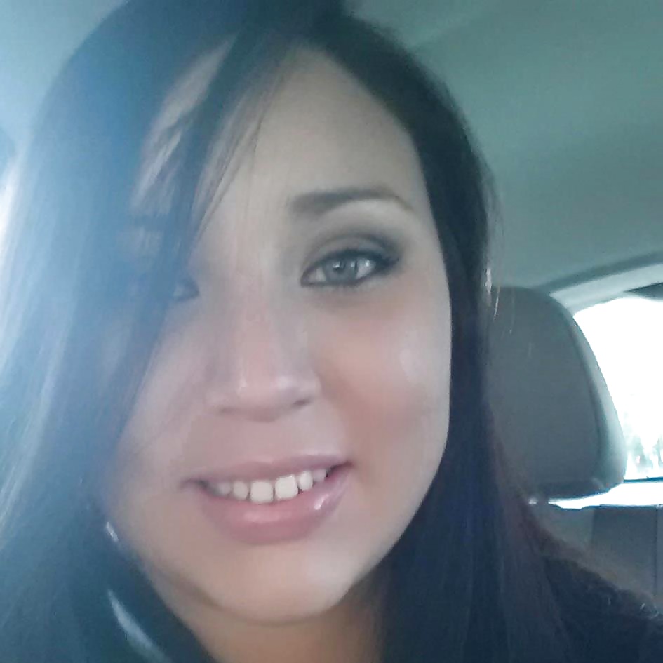 Stupid slut Alejandra porn pictures