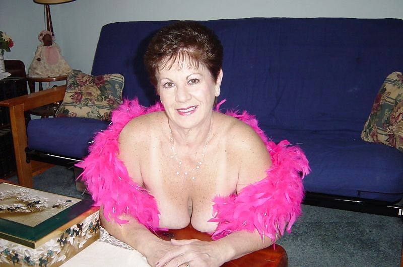 Busty Mature Wife Diana 3 porn pictures