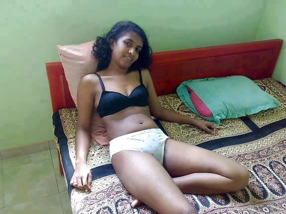 Sri Lankan Sexy Girls porn pictures