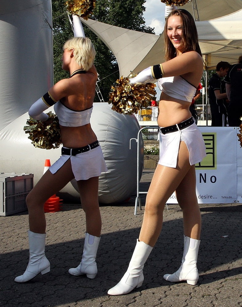 European Cheerleaders in Pantyhose Part 3 - 49 Photos 