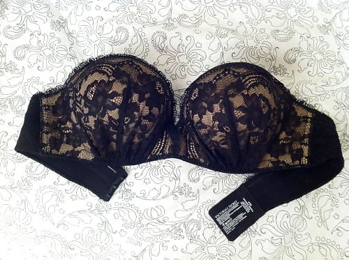 Teen bra only A cups porn pictures