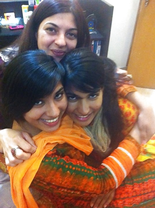 Double Dose of Indian Curry Cunts porn pictures