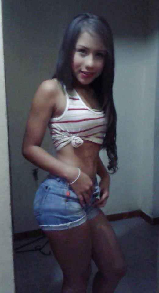 ALEJANDRA RESTREPO porn pictures