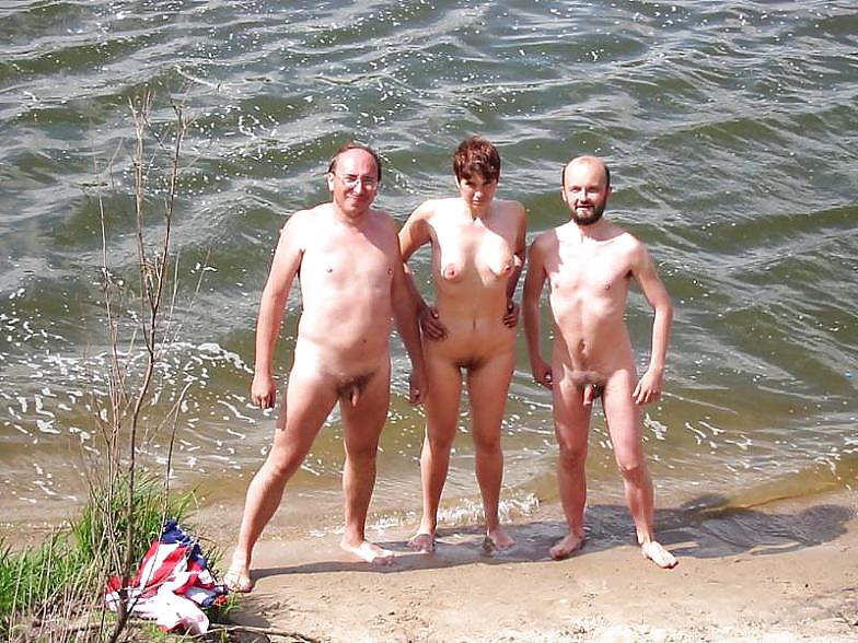 Random naturist (Couples,+) porn pictures